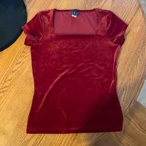 Vintage velvet top • offers encouraged